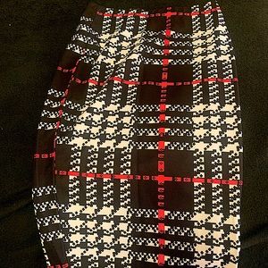 Womens mid-length skirt